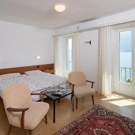 Ξενοδοχείο Garni Rivabella Au 3*
